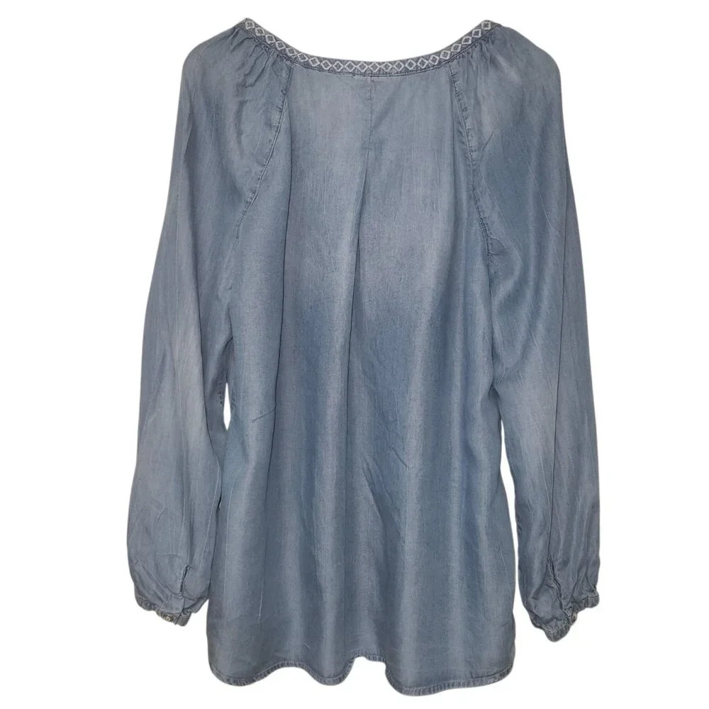 Vintage America Chambray Top Women's XL Blue Embroidered Peasant Boho Western - Picture 5 of 8